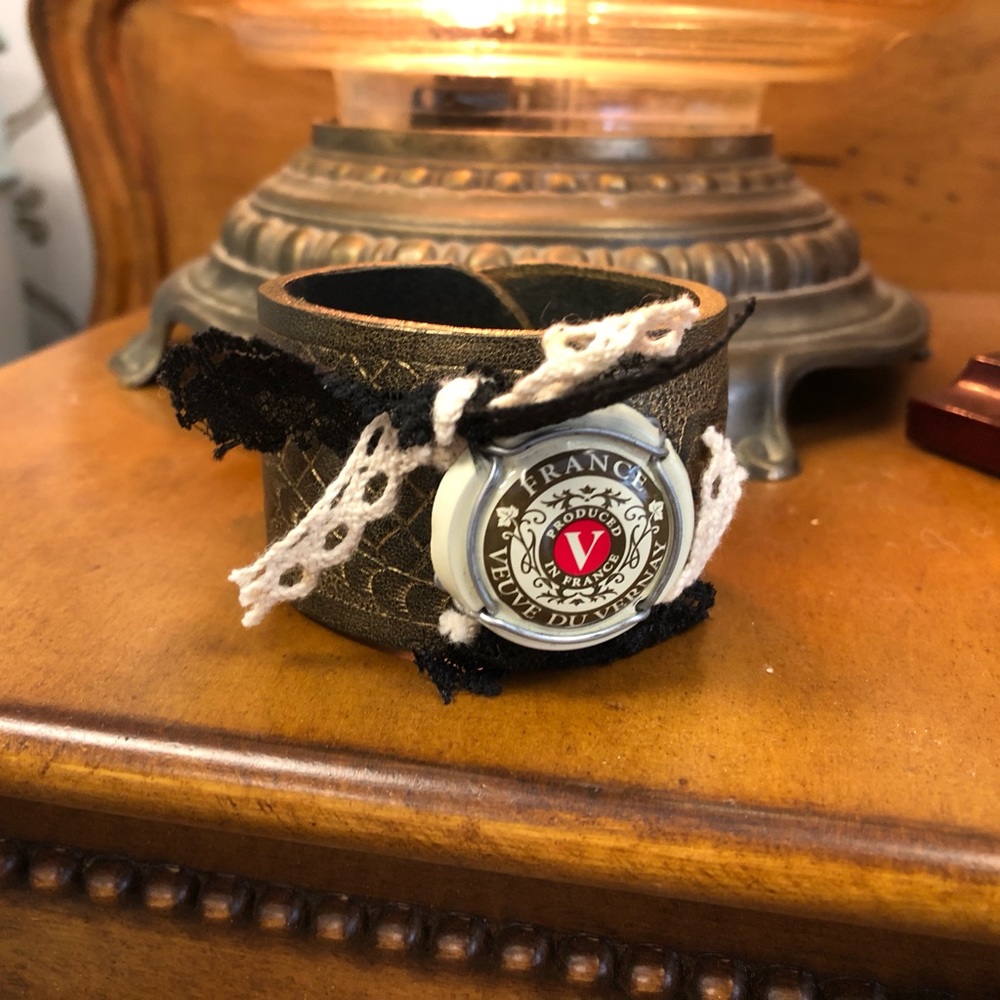 Vintage champagne cap leather bracelet
